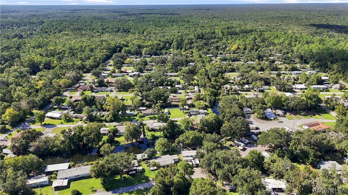 8449 W Dixie Court, Homosassa, FL 34448