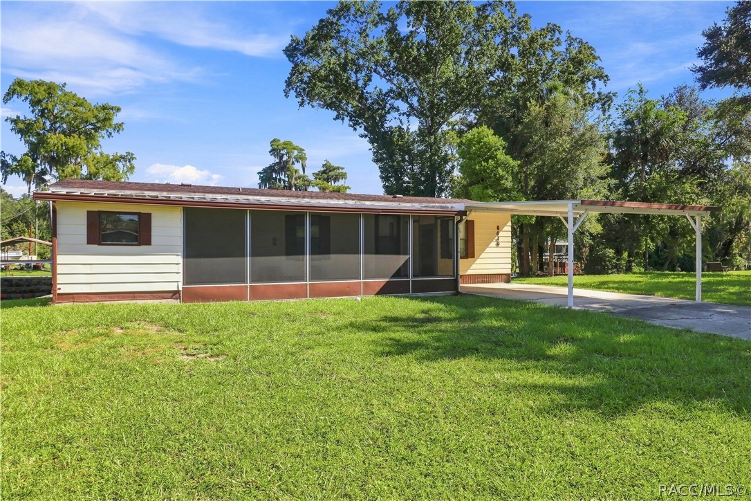 8449 W Dixie Court, Homosassa, FL 34448