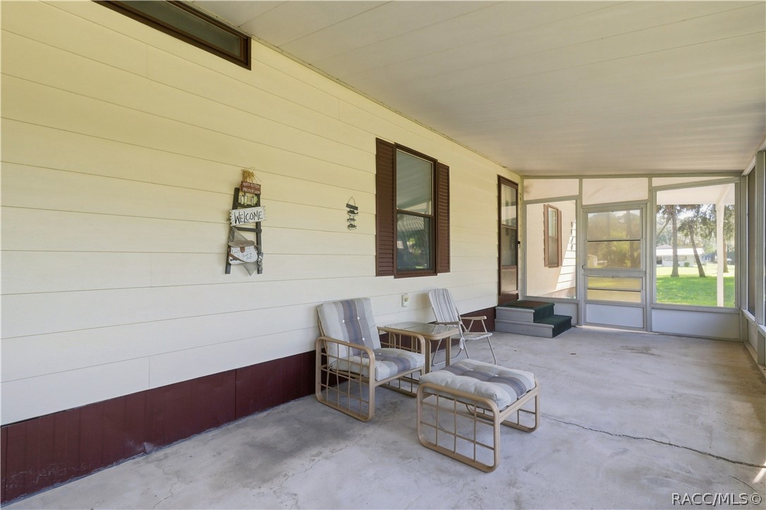 8449 W Dixie Court, Homosassa, FL 34448