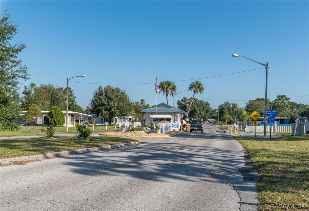 14621 Brookridge Boulevard, Brooksville, FL 34613