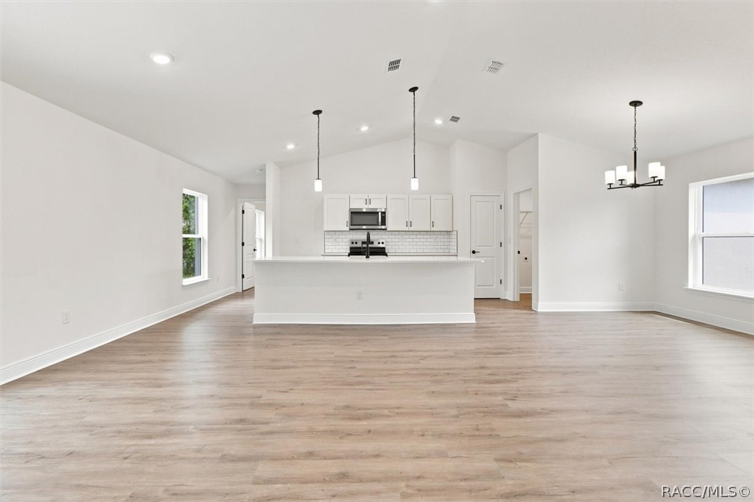 2975 W Linda Place, Dunnellon, FL 34433