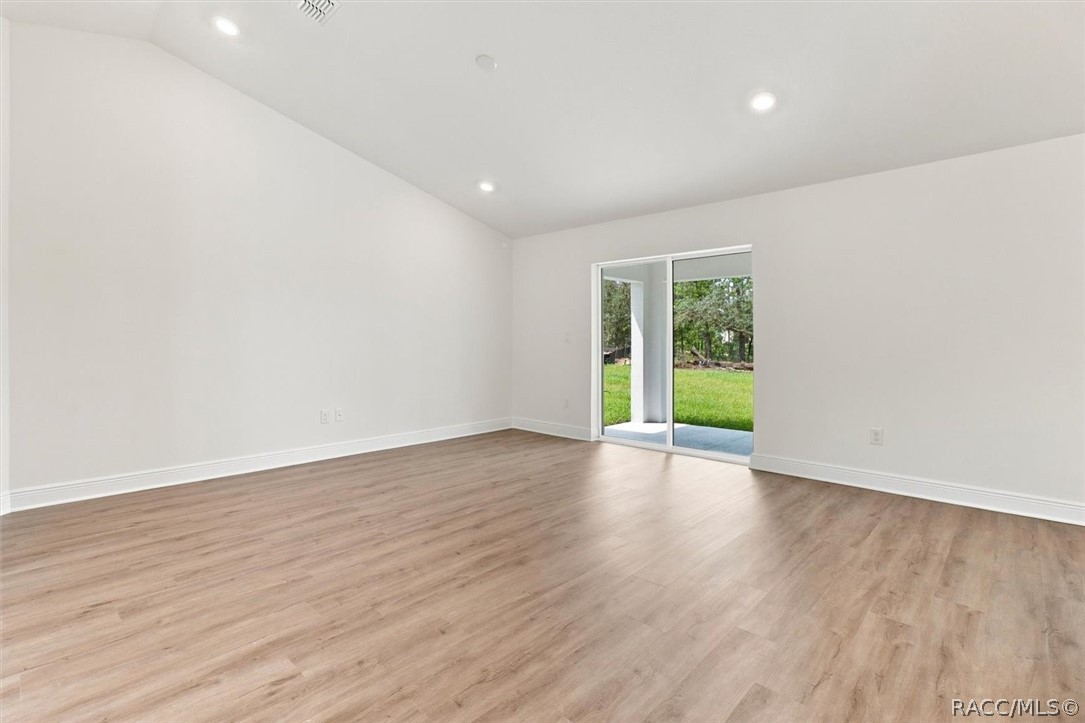 2975 W Linda Place, Dunnellon, FL 34433