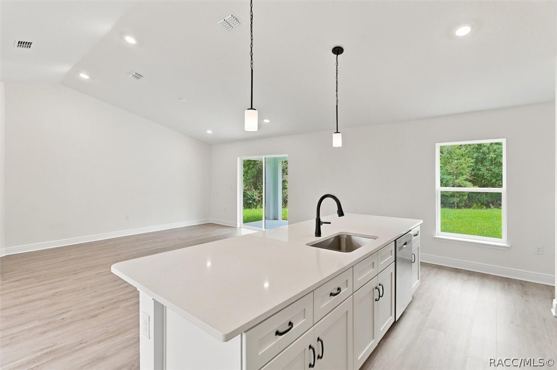 914 N Bennington Terrace, Inverness, FL 34453