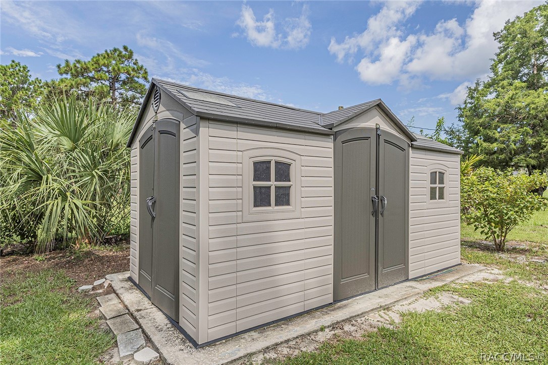 7236 S Sesame Street, Homosassa, FL 34446