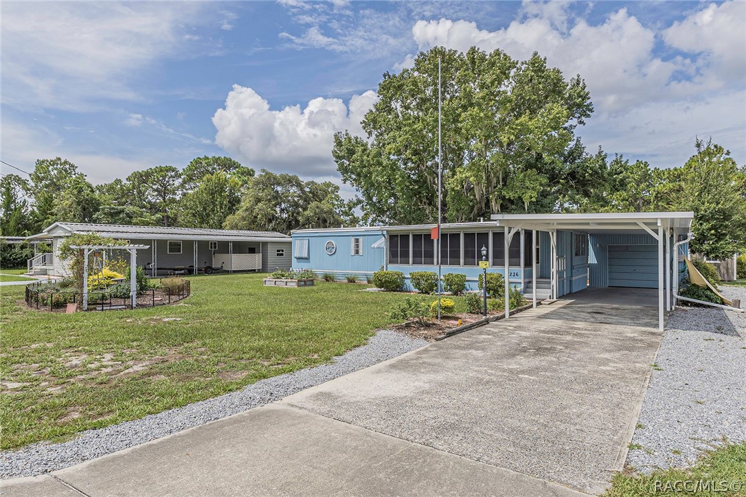 7236 S Sesame Street, Homosassa, FL 34446