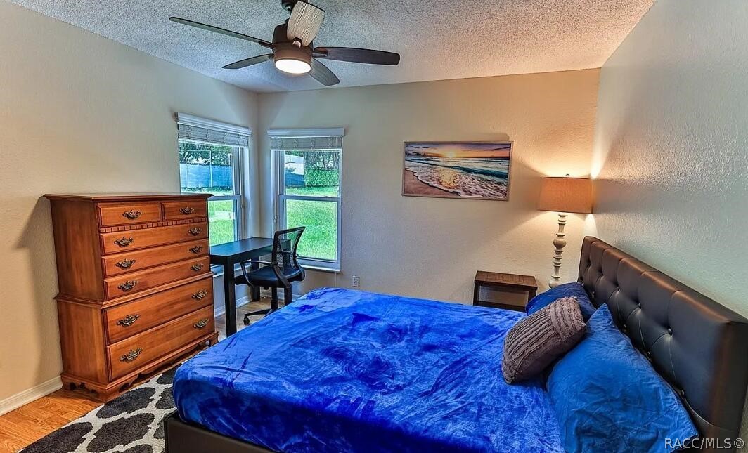 5904 W Meadowpark Lane, Crystal River, FL 34429
