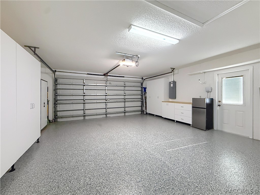 5904 W Meadowpark Lane, Crystal River, FL 34429