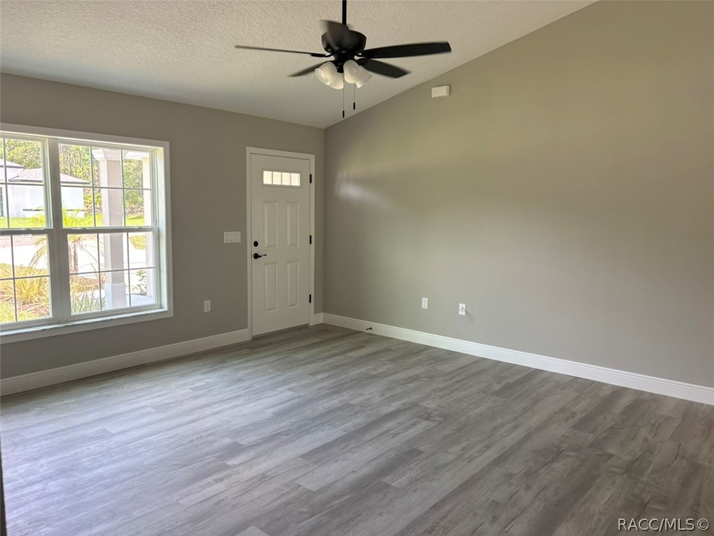 2957 W Striblin Drive, Dunnellon, FL 34433