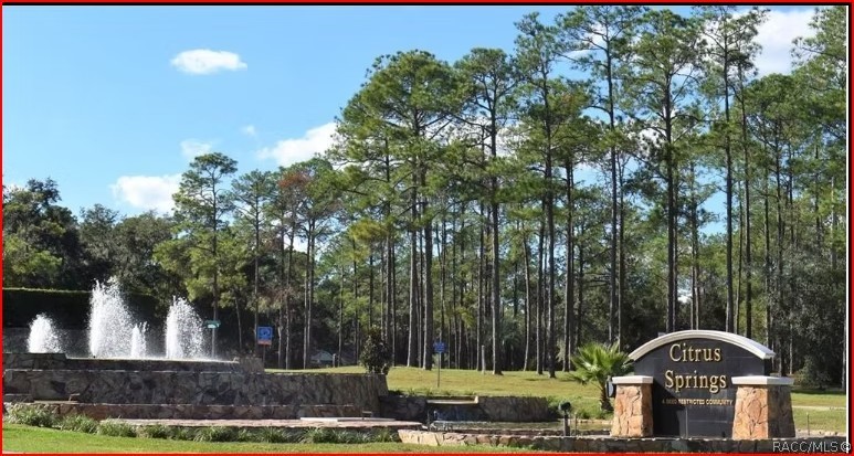 Citrus Springs Fountain Entrance. Dunnellon, FL 34434.  Citrus County.  Citrus Springs features excellent amenities, including Schools, Medical Facilities, tennis courts, golf courses, and the State Bicycle Trail. Enjoy the tranquility of the area while being near Boating, Fishing, Swimming, Biking & Walking trails.  25%+ Citrus County is dedicated to National Forests or State Wildlife Preserves. Much of it is Green and Quiet.