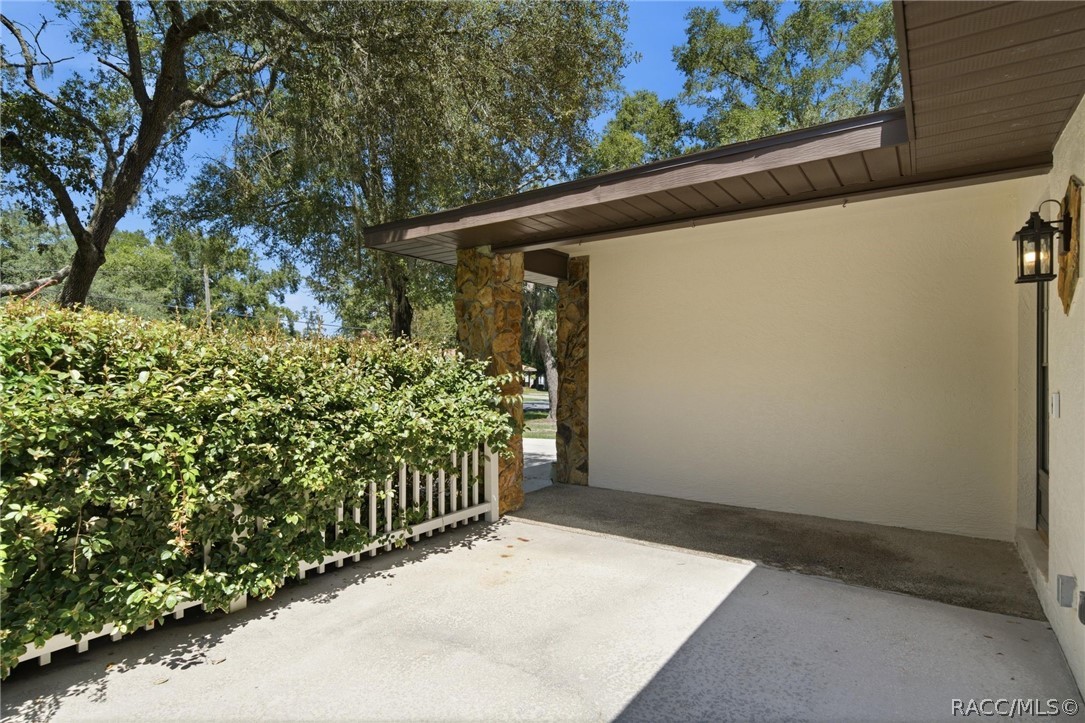 3080 E Bryant Street, Inverness, FL 34453