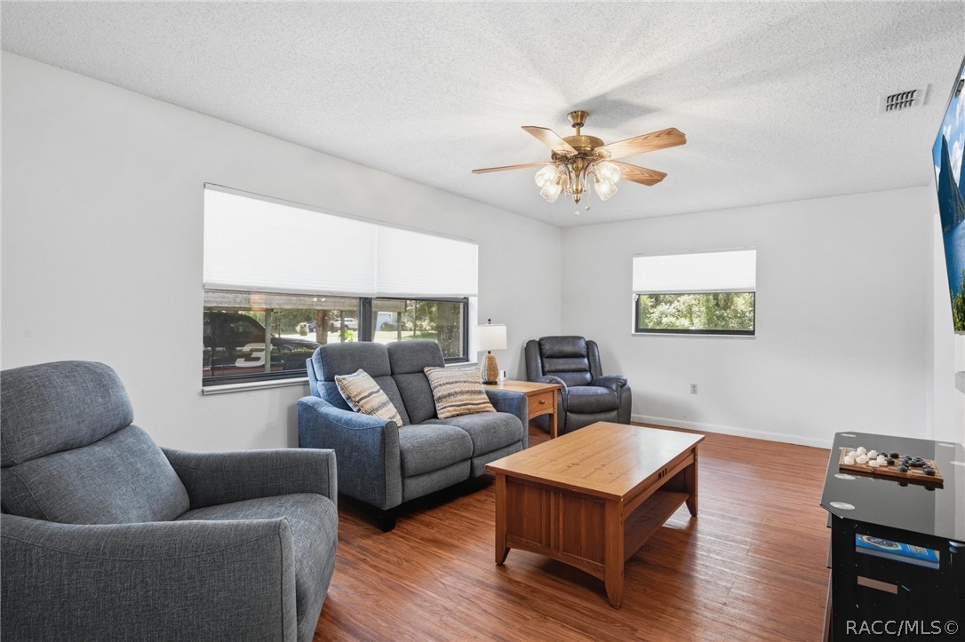3080 E Bryant Street, Inverness, FL 34453