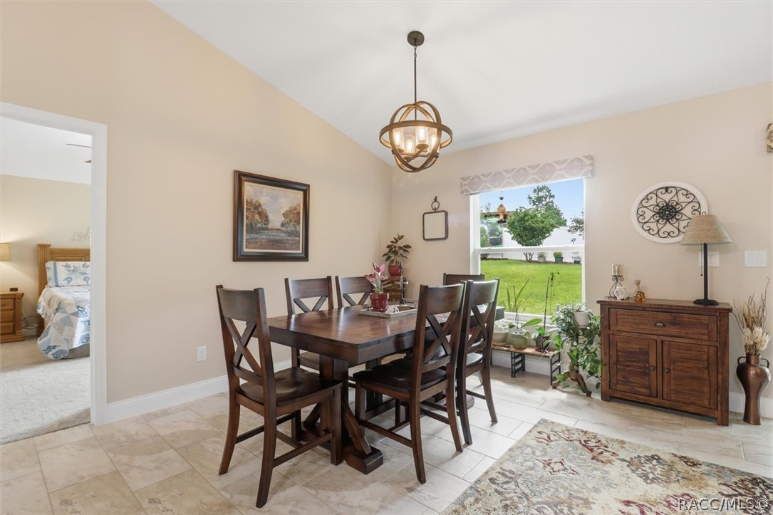 567 W Runyon Loop, Beverly Hills, FL 34465