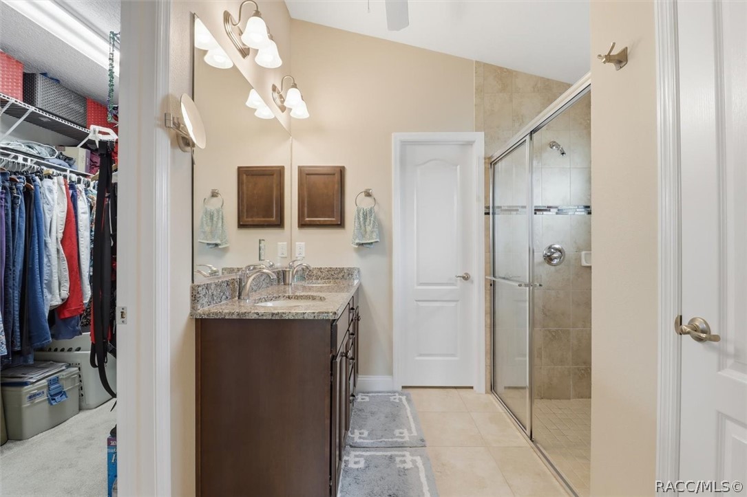 567 W Runyon Loop, Beverly Hills, FL 34465
