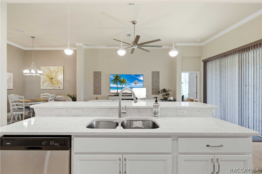 1892 W Nicole Drive, Lecanto, FL 34461