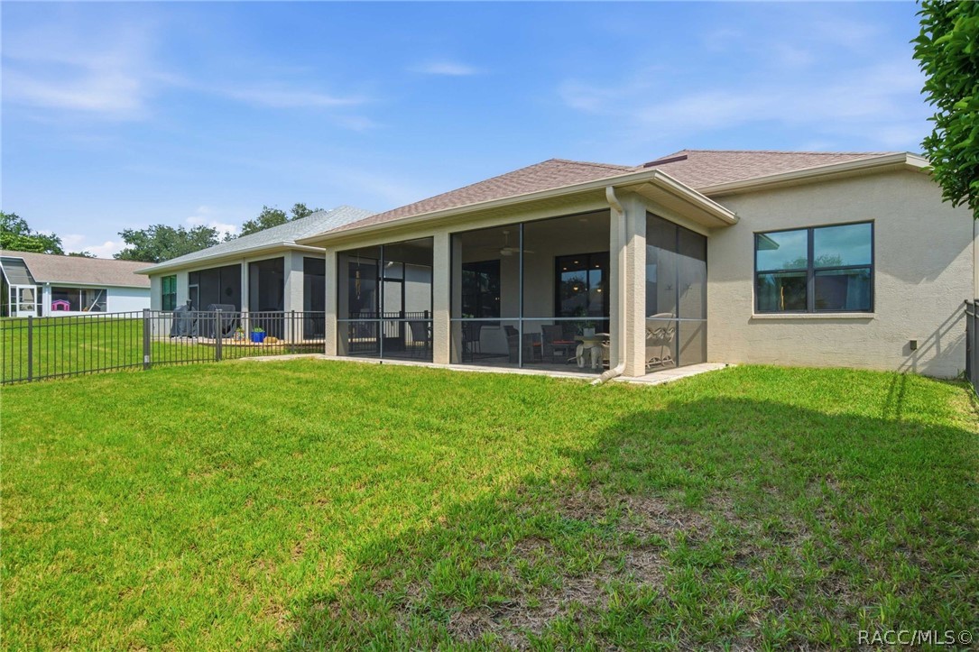 1892 W Nicole Drive, Lecanto, FL 34461