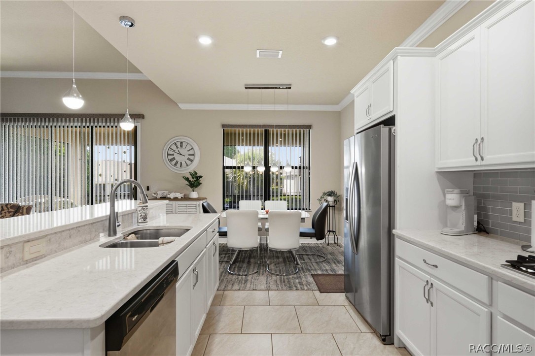 1892 W Nicole Drive, Lecanto, FL 34461