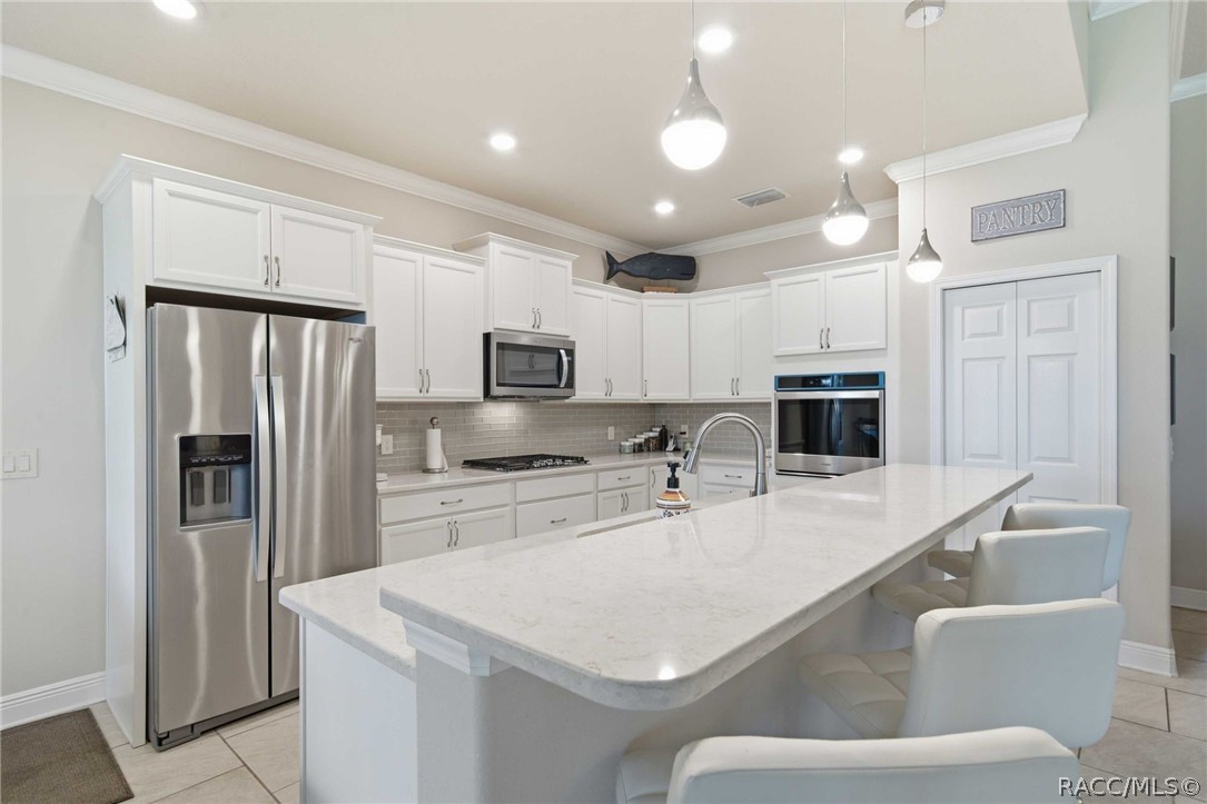 1892 W Nicole Drive, Lecanto, FL 34461