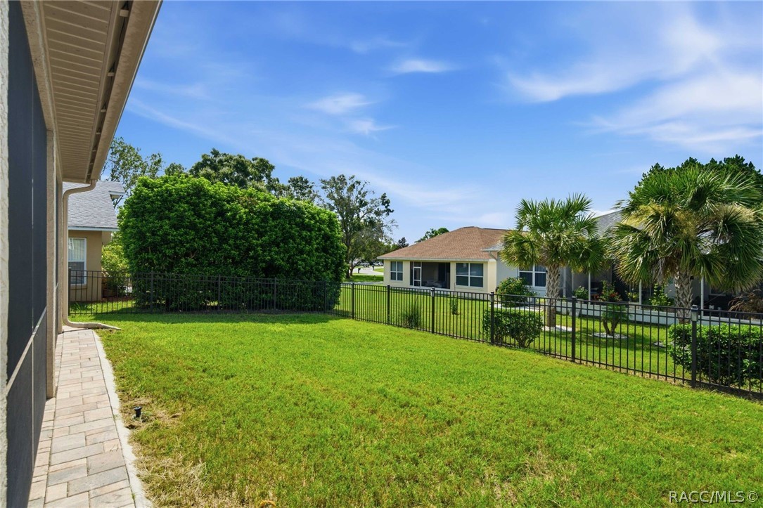1892 W Nicole Drive, Lecanto, FL 34461