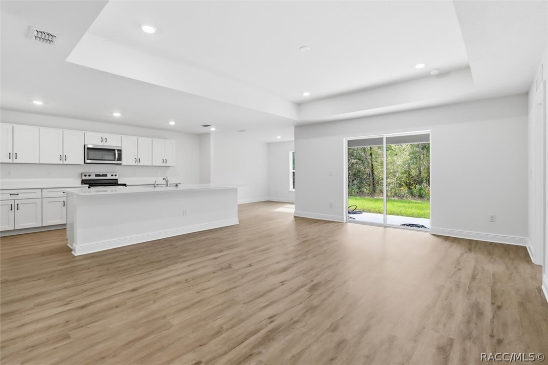 3107 W Edison Place, Dunnellon, FL 34433