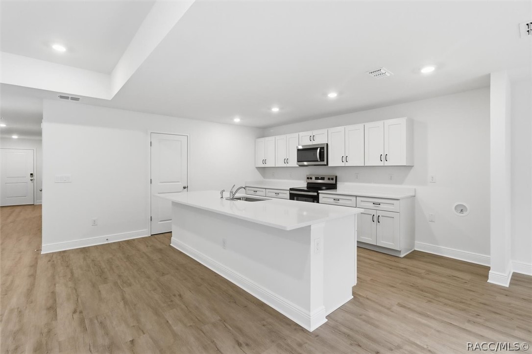 3107 W Edison Place, Dunnellon, FL 34433