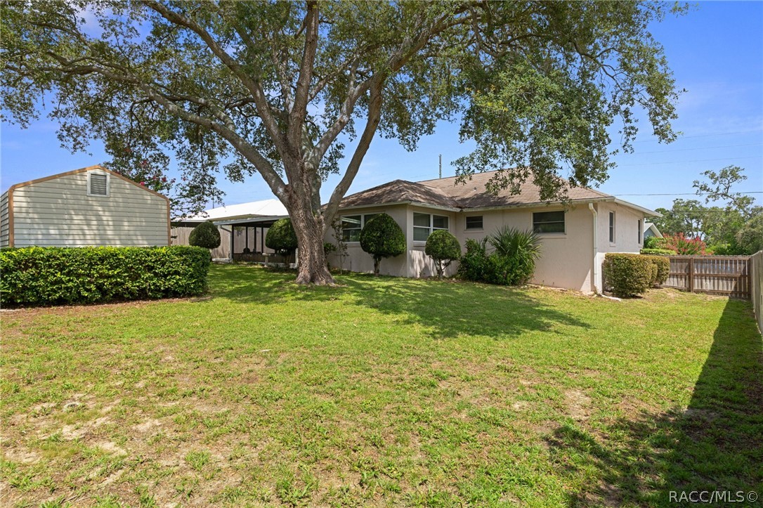 804 W Buttonbush Drive, Beverly Hills, FL 34465