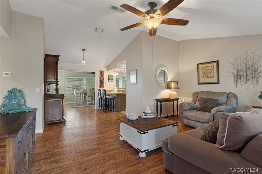 804 W Buttonbush Drive, Beverly Hills, FL 34465