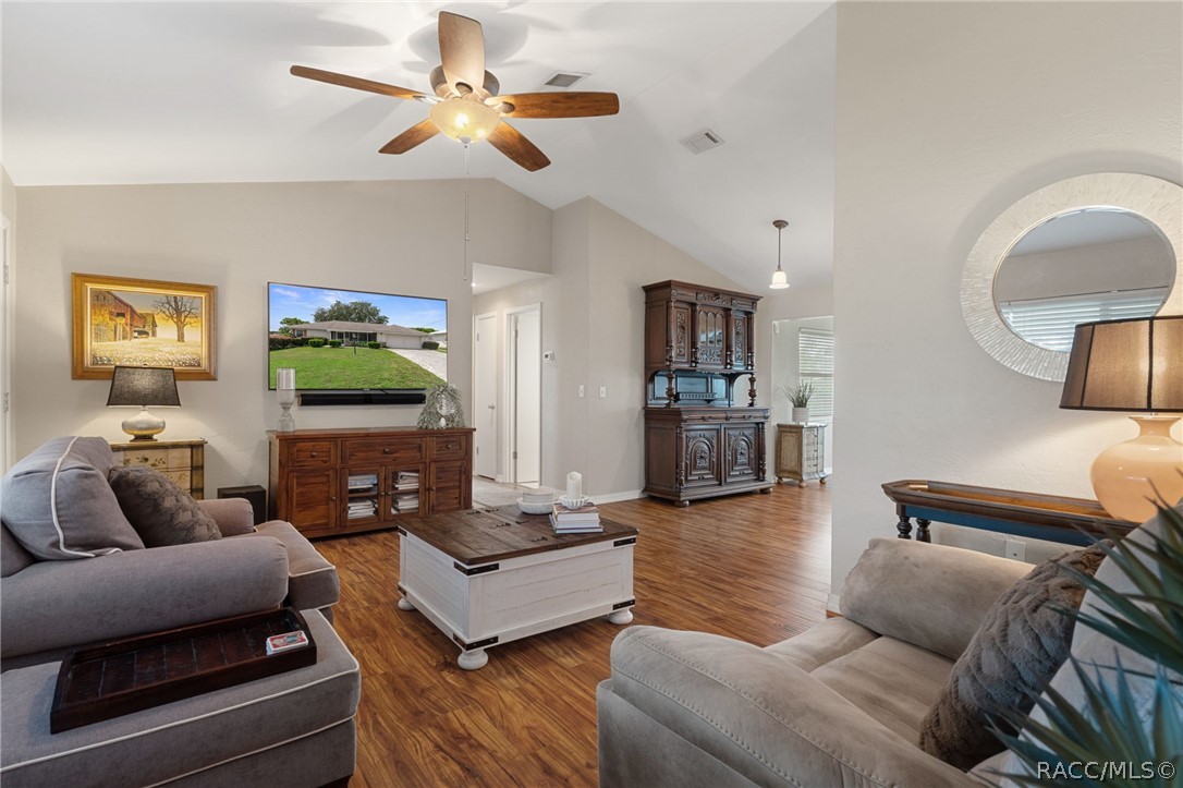 804 W Buttonbush Drive, Beverly Hills, FL 34465