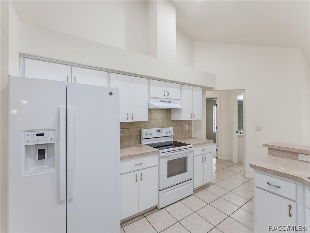 9700 N Kendall Way, Citrus Springs, FL 34434