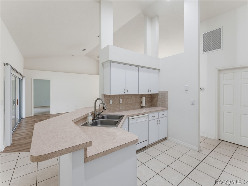 9700 N Kendall Way, Citrus Springs, FL 34434