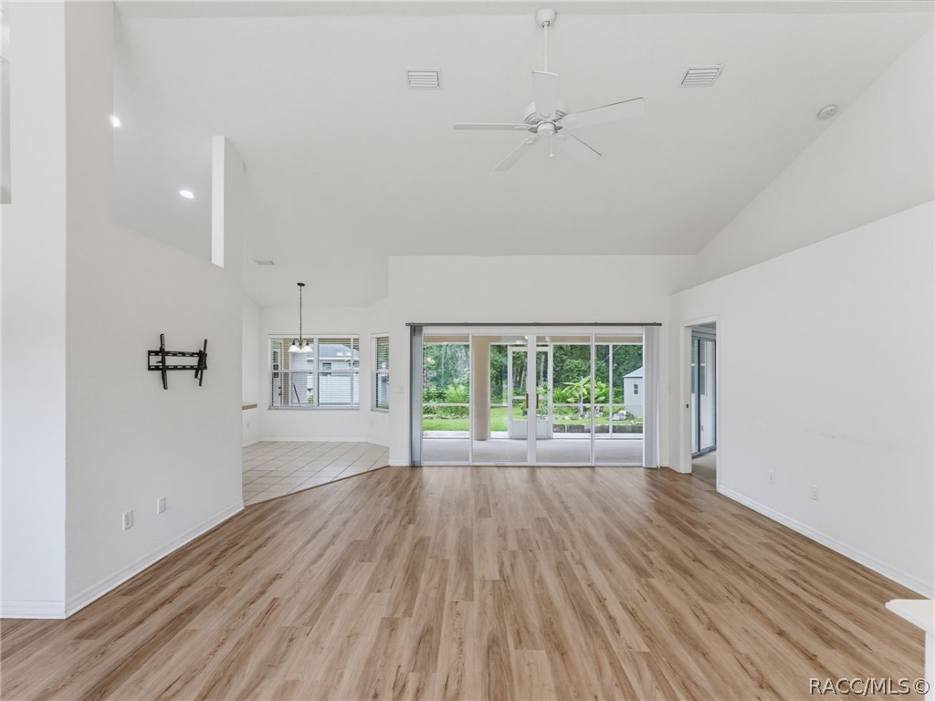 9700 N Kendall Way, Citrus Springs, FL 34434