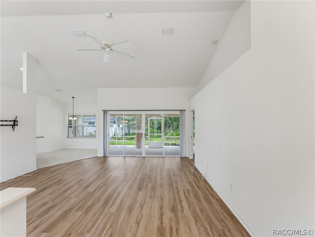 9700 N Kendall Way, Citrus Springs, FL 34434