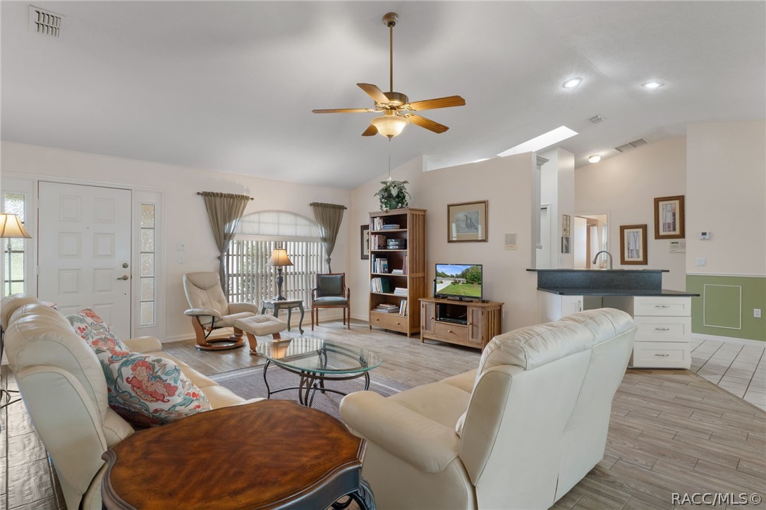 2764 N Canterbury Lake Drive, Hernando, FL 34442