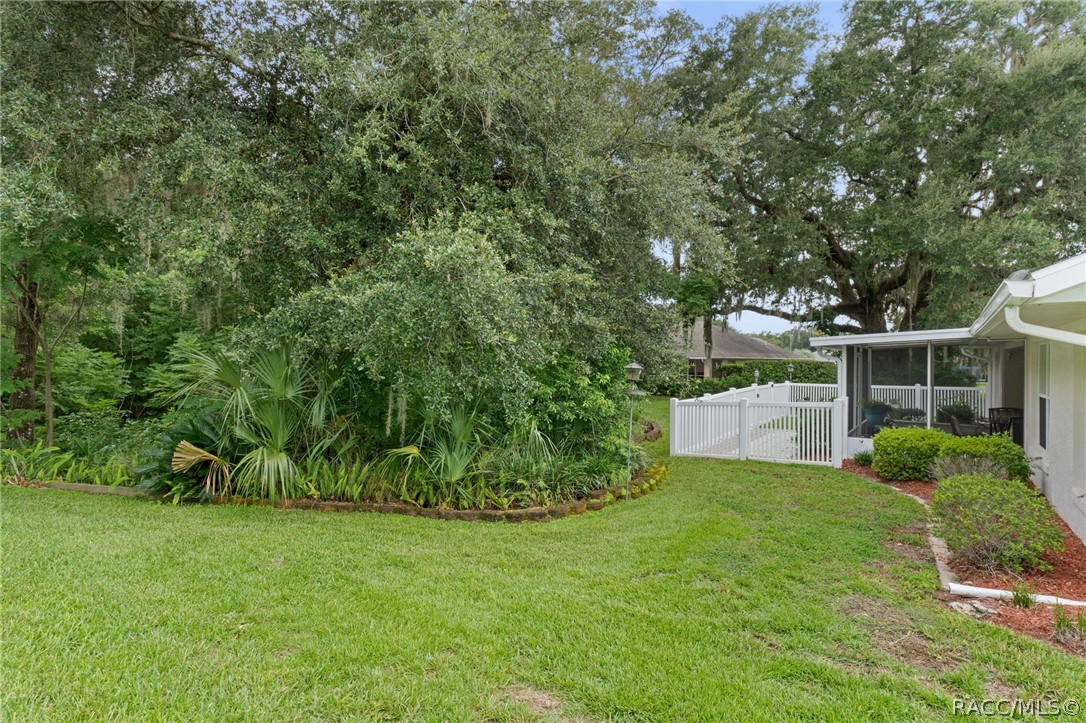 2764 N Canterbury Lake Drive, Hernando, FL 34442
