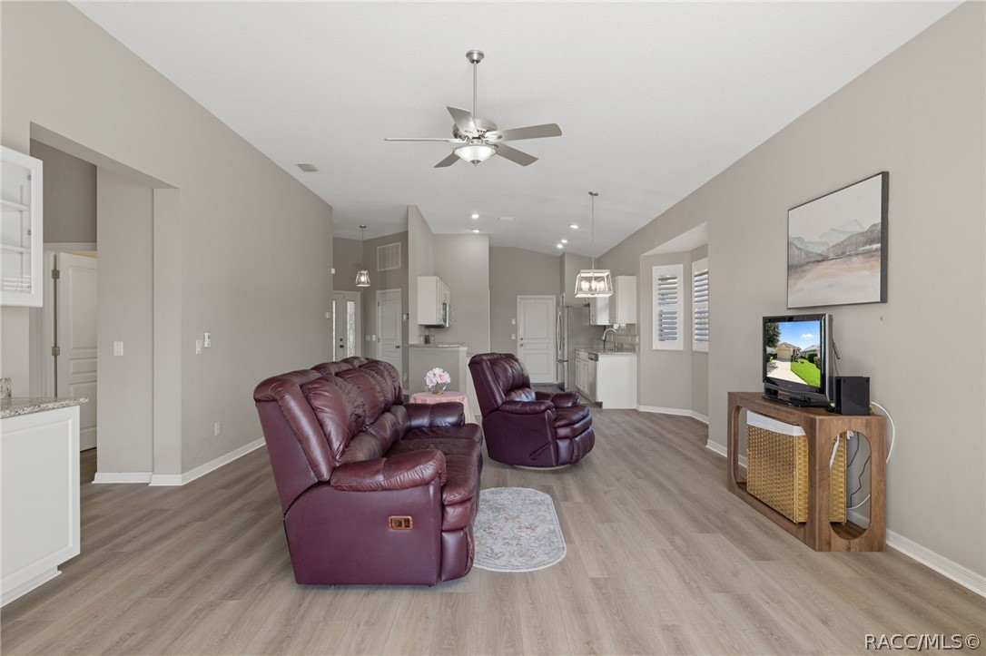 2295 N Andrea Point, Lecanto, FL 34461