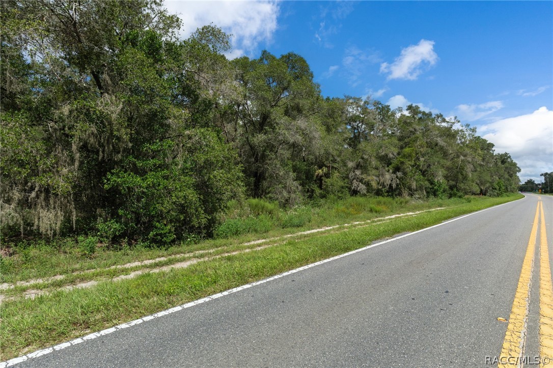 7706 N Citrus Avenue, Crystal River, FL 34428