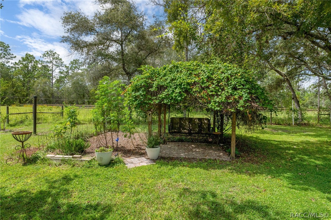 6310 W Corral Place, Beverly Hills, FL 34465
