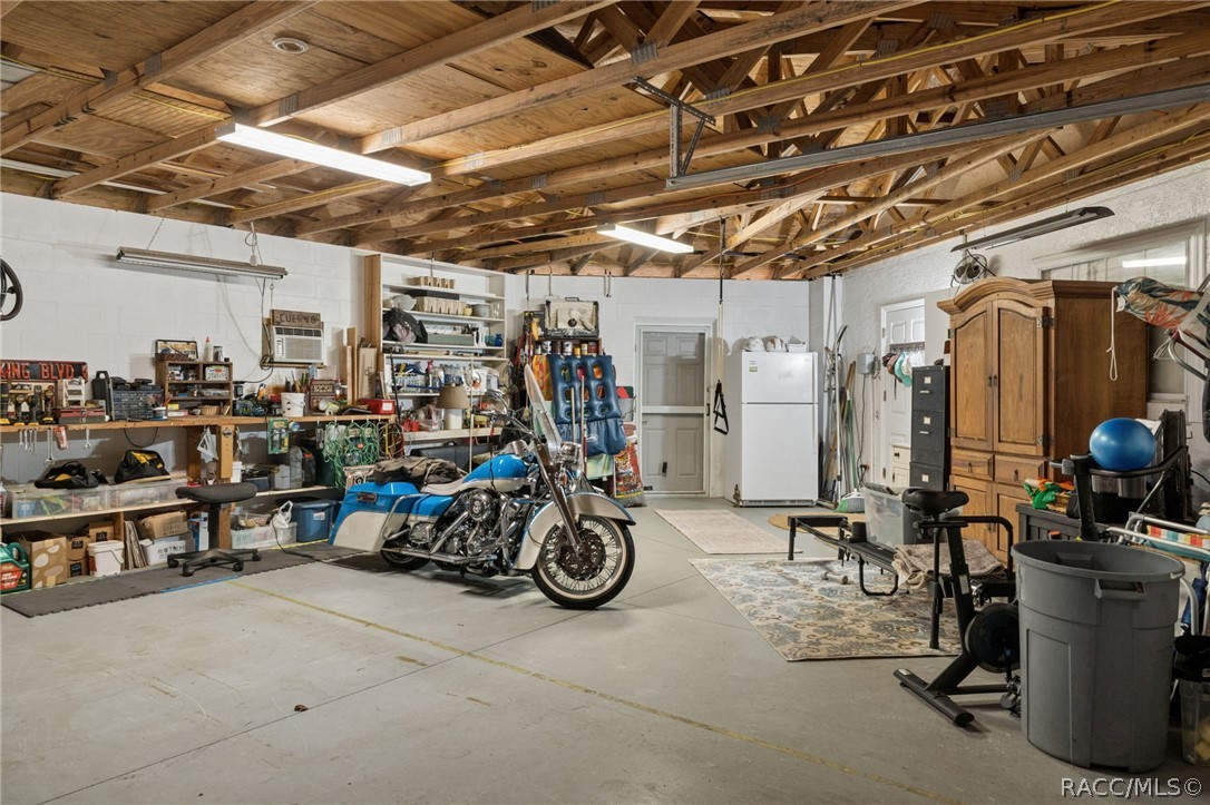 6310 W Corral Place, Beverly Hills, FL 34465
