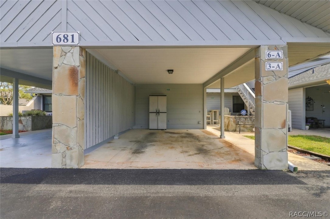 Carport