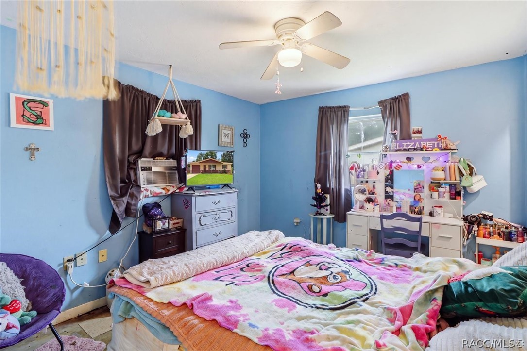 22 N Desoto Street, Beverly Hills, FL 34465