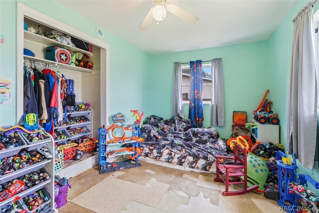 22 N Desoto Street, Beverly Hills, FL 34465