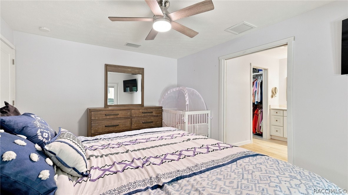 11820 W Fisherman Lane, Homosassa, FL 34448