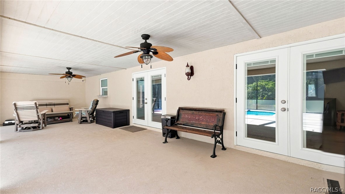 11820 W Fisherman Lane, Homosassa, FL 34448