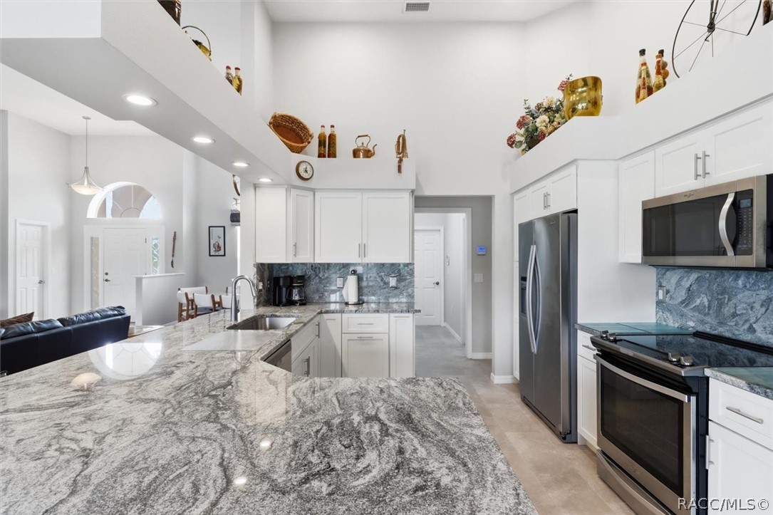 Stainless appliances