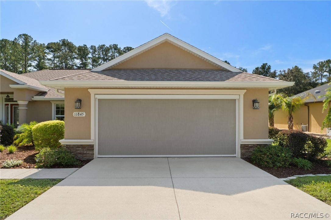 11845 N Bluff Cove Path, Dunnellon, FL 34434