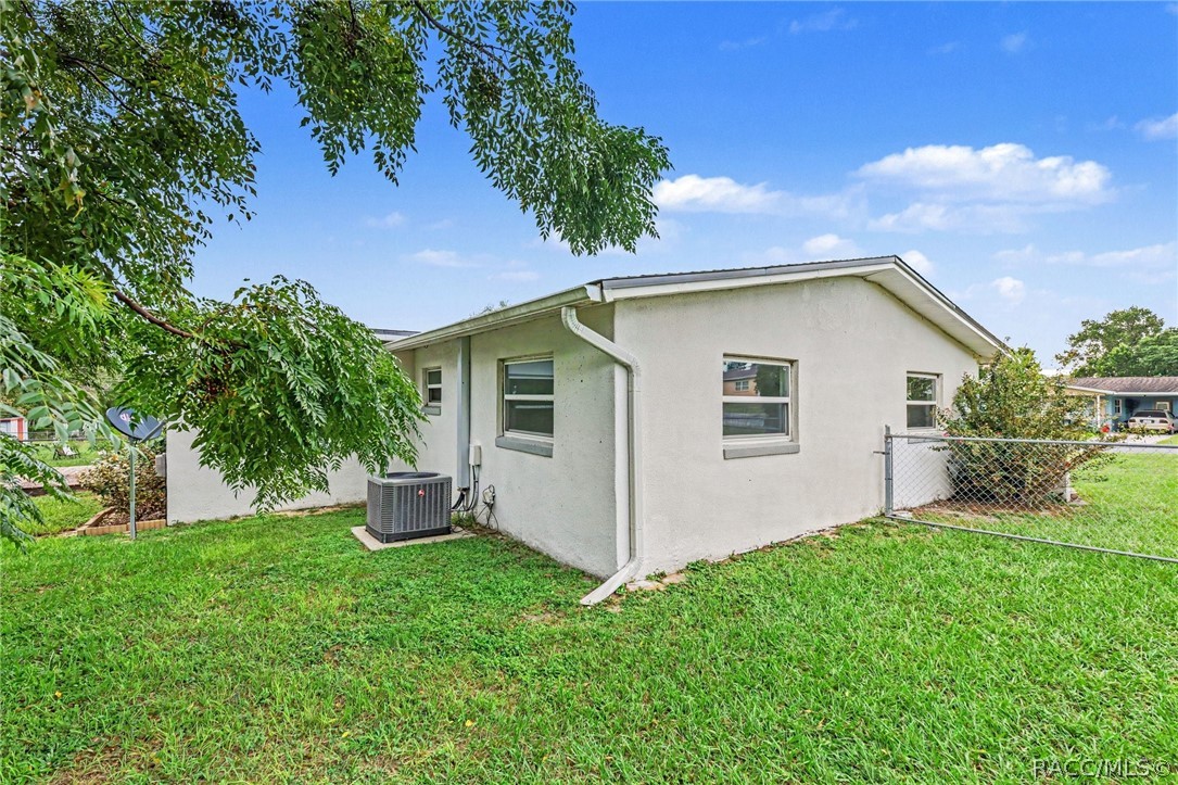 80 S Adams Street, Beverly Hills, FL 34465