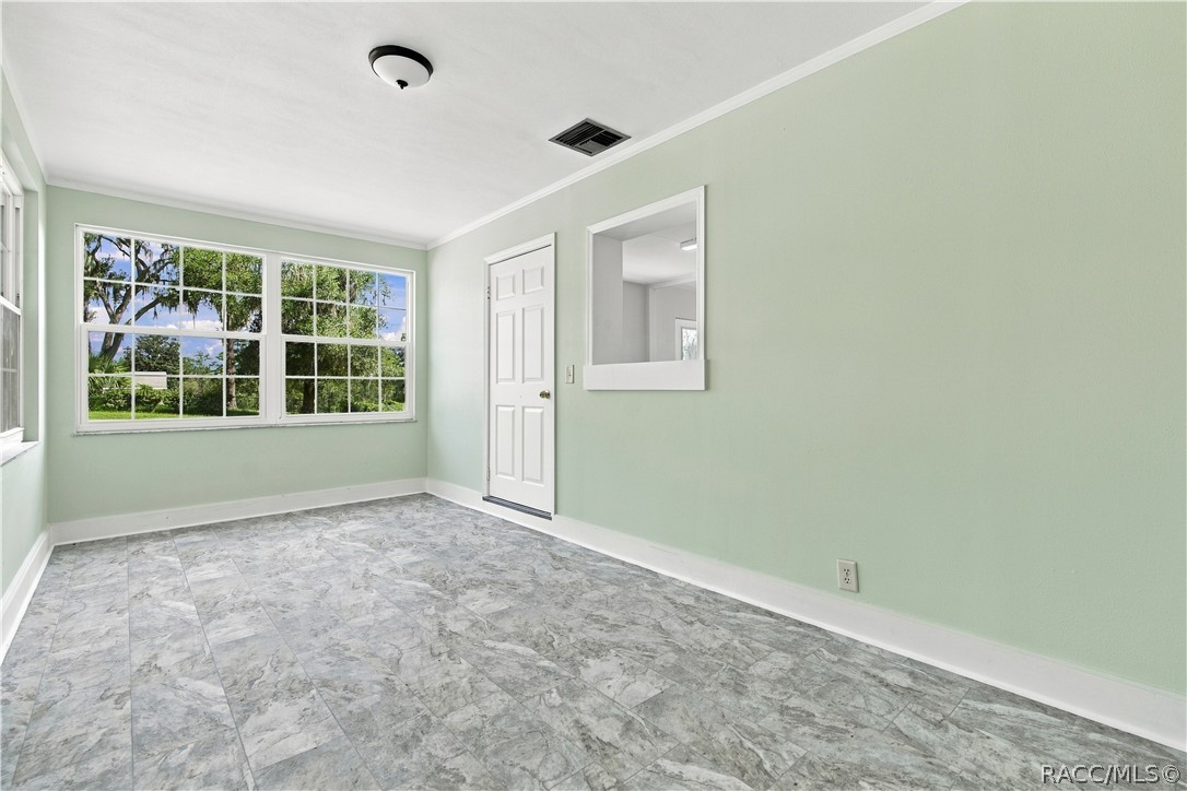 33 North Avenue W, Brooksville, FL 34601