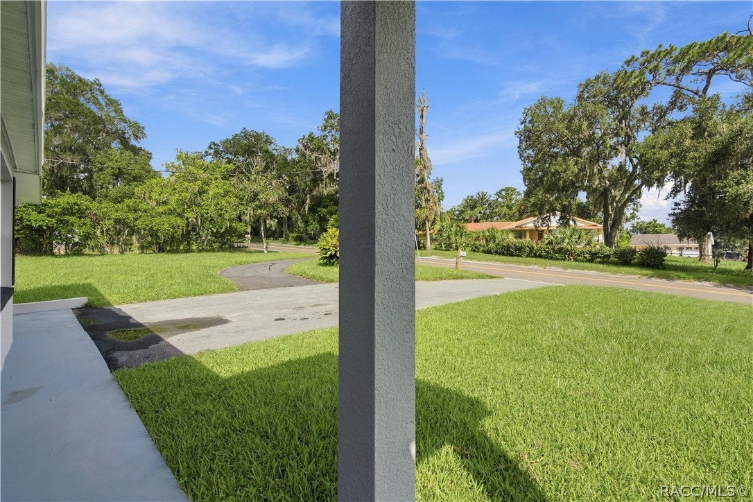 33 North Avenue W, Brooksville, FL 34601