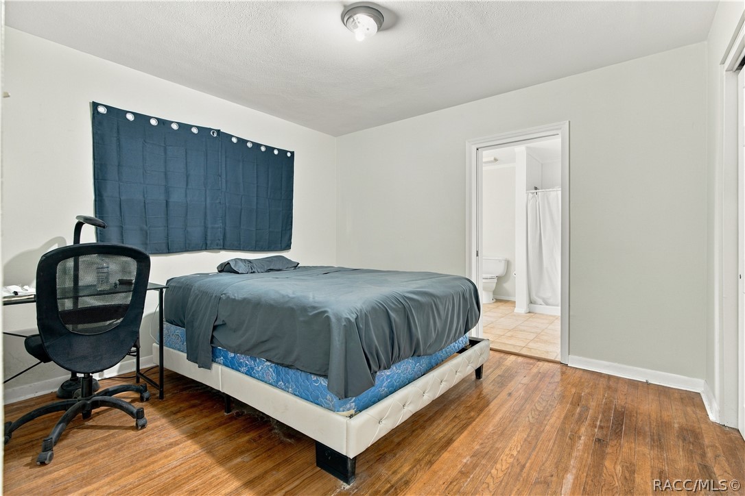 33 North Avenue W, Brooksville, FL 34601