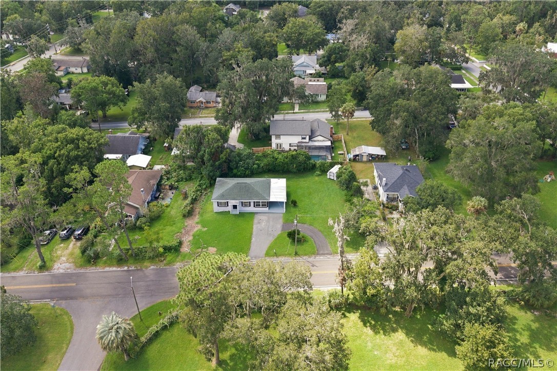 33 North Avenue W, Brooksville, FL 34601