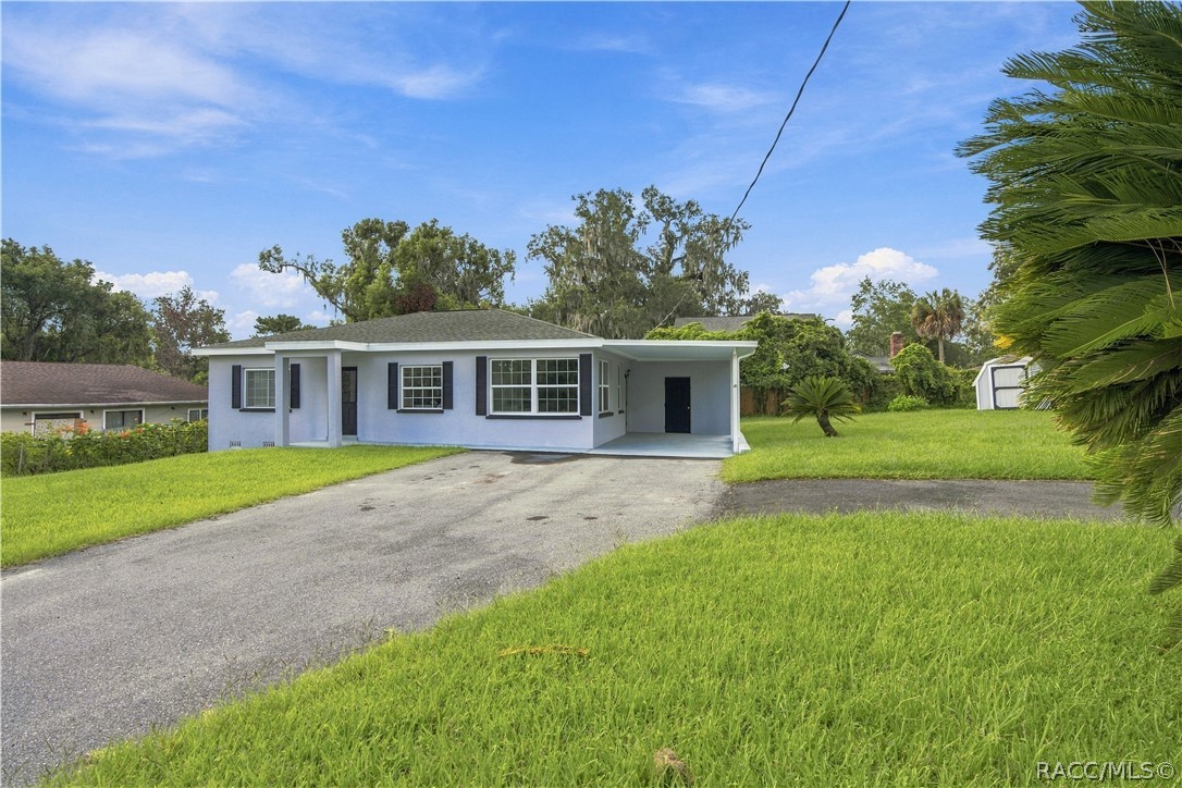 33 North Avenue W, Brooksville, FL 34601